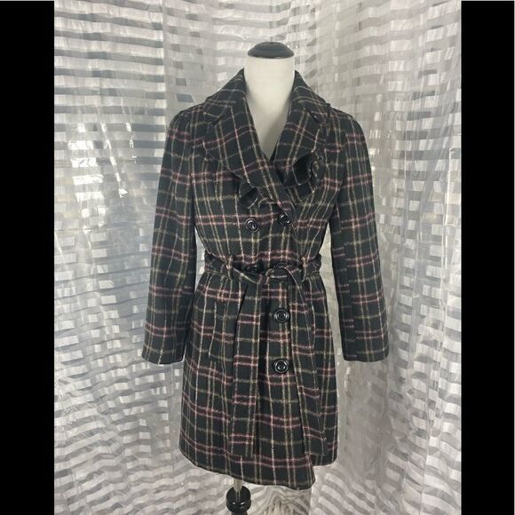 Charlotte Russe Plaid Belted Button Up Coat - Picture 1 of 7